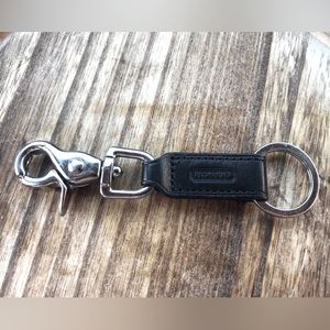 Vintage 90’s COACH 7212 trigger snap key fob.